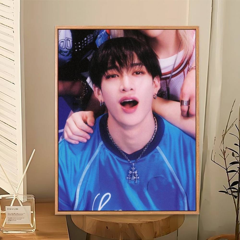 B-Bang Singer C-Chan Poster Ad - Home Cinema Wallpaper recensione e prezzo